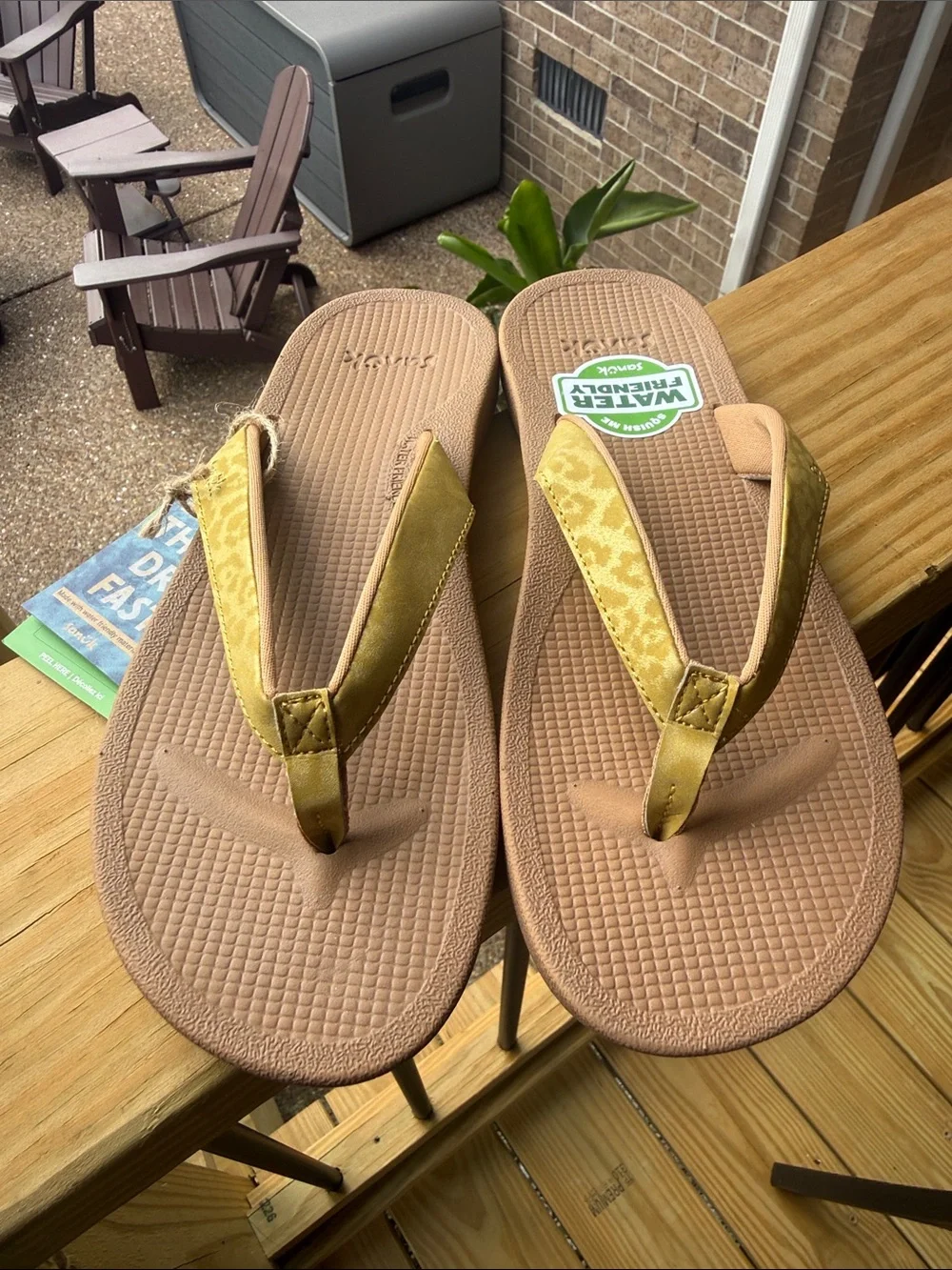 Sanuk Cosmic Shores Leopard Print Flip Flops Size 7